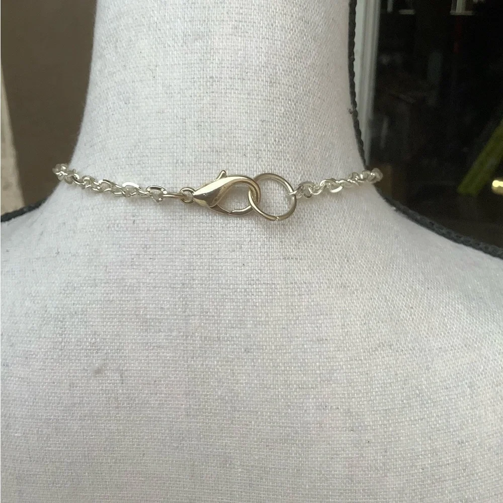 N/A elegant silver